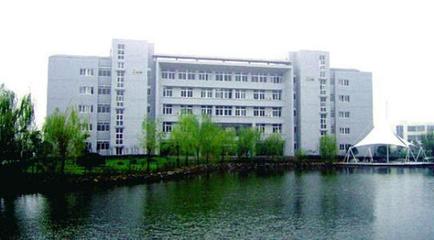 南京專科教育翹楚 信息技術領域的領跑者與全國五十強名校